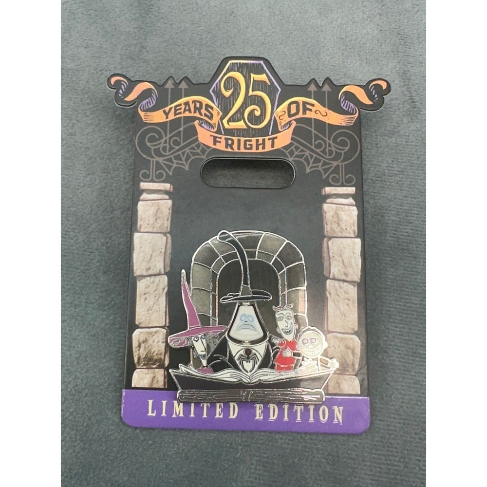 Nightmare Before Christmas 25 Years Fright Pin LE 4000 Mayor Lock Shock Barrel